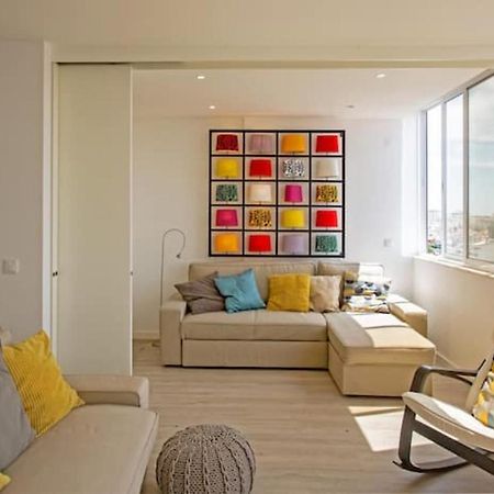 Magnificent 1 Bedroom Apartment With Views Over The Ocean Кошта-да-Капарика Экстерьер фото
