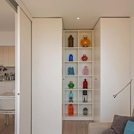 Magnificent 1 Bedroom Apartment With Views Over The Ocean Кошта-да-Капарика Экстерьер фото